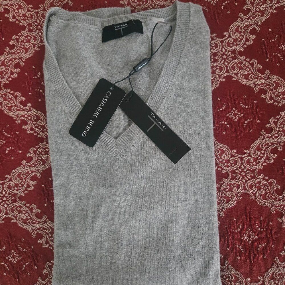 NWT Tahari sweater